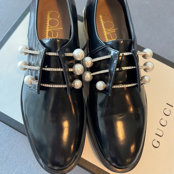 Brand new stylish Coliac loafer with pearl and crystal. - Picture 8 of 14